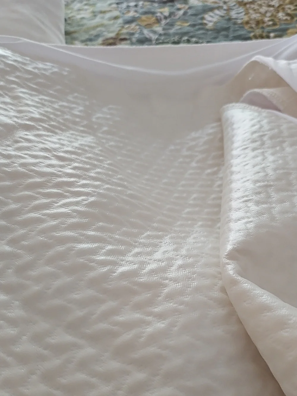 White Mattress Pad Cover